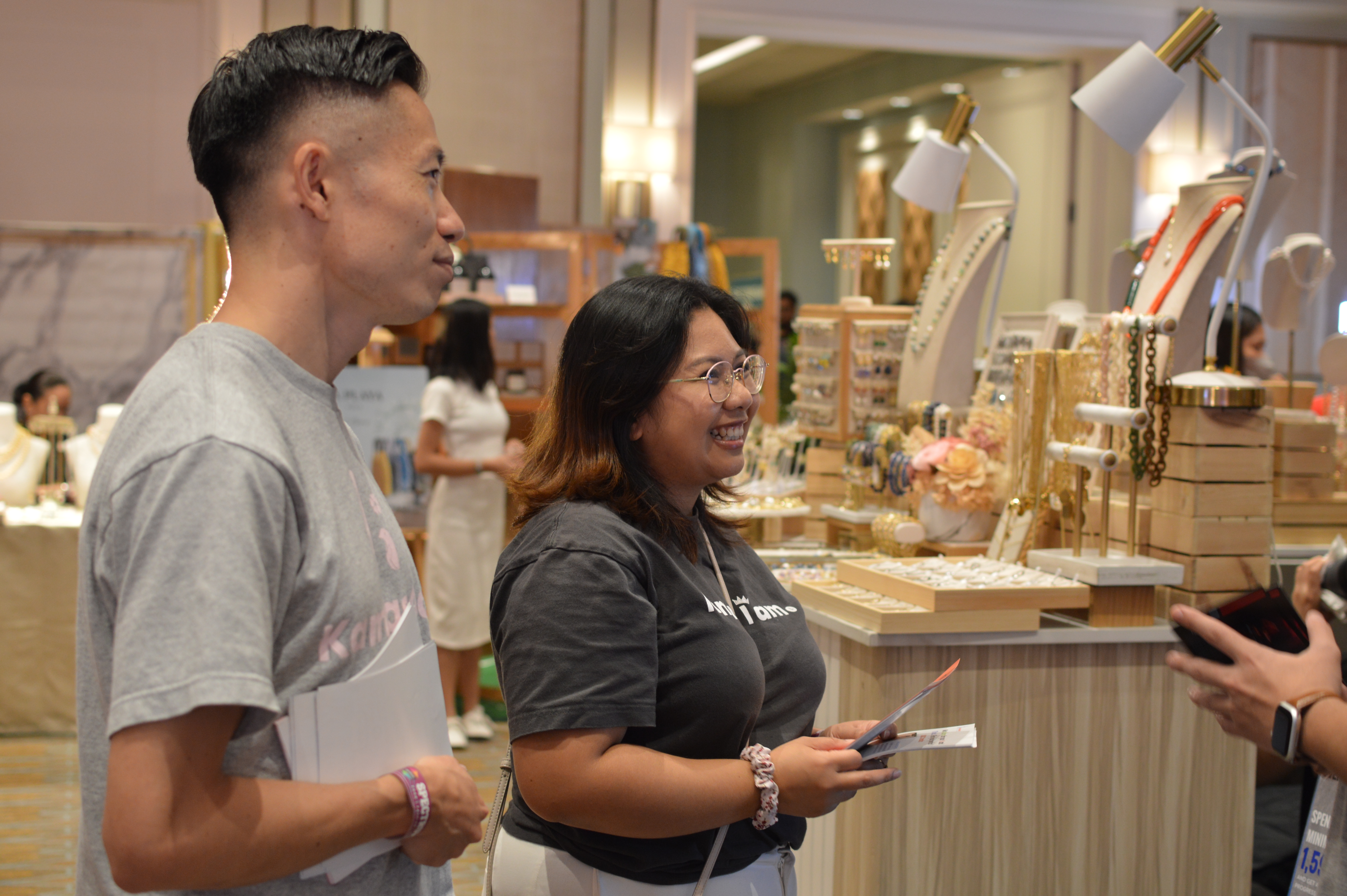 In photo: Mimi Dumalaog and Shinsuke Hori, co-founders of Kamila going around the Bazaar to meet small business owner clients. 