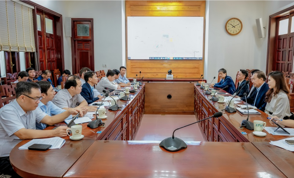 Vietravel and Boeing Vietnam want to build maintenance and repair facility for aircraft in Hue