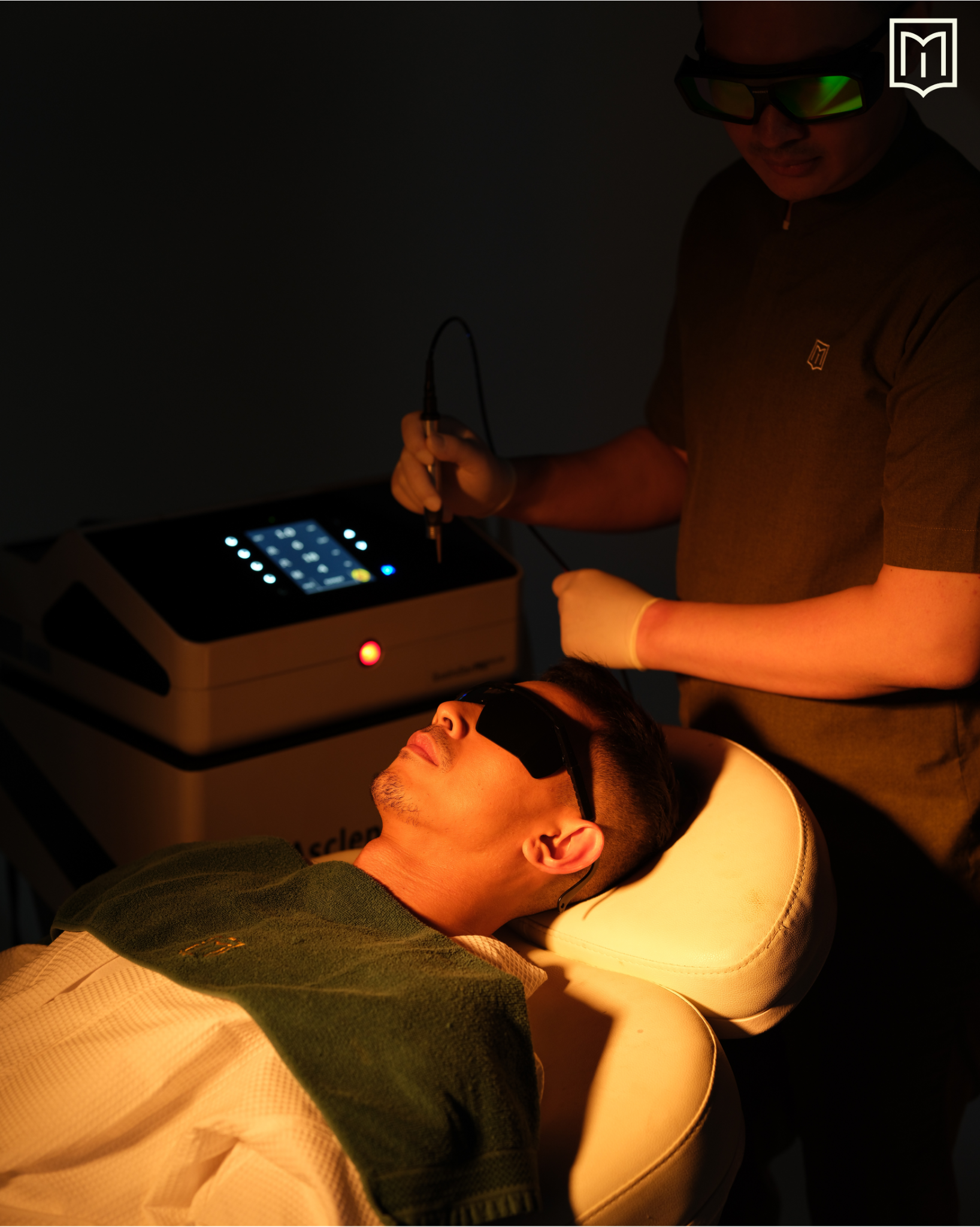 Treatment Yello Laser - Menology by ZAP