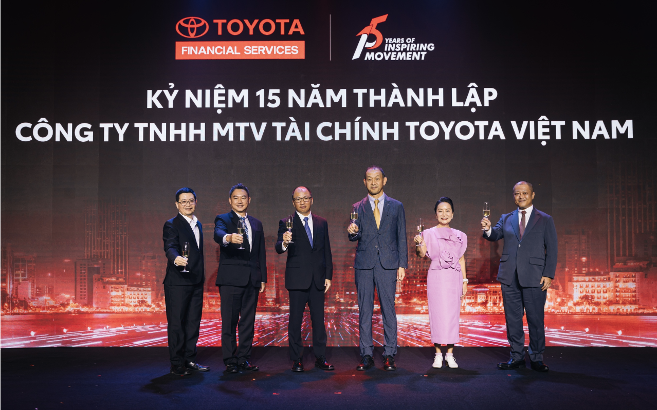 Toyota Việt Nam celebrates 15 years of movement and innovation in finance