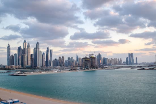 Dari Pasir menuju keberlanjutan: Proyek Lingkungan yang Ambisius di Dubai