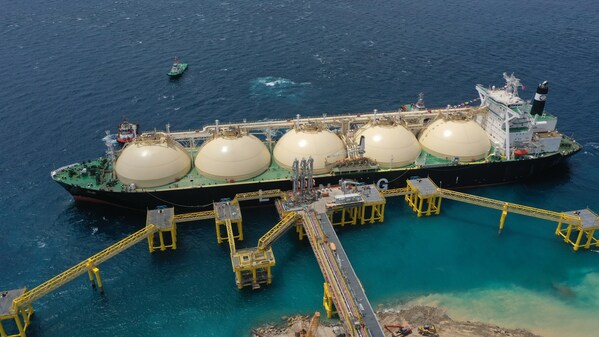 ISH FSU berths at AG&P’s Philippines LNG (PHLNG) Import Terminal